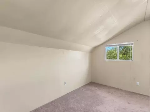Bedroom - 5505 Rainbow Heights Rd, Fallbrook, CA 92028 photo 8 of 9