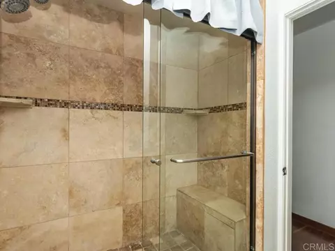 Bath - 229 Via Oro Verde, Fallbrook, CA 92028 photo 3 of 4