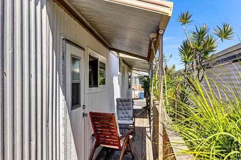 218 Mockingbird Ln, Oceanside, CA 92057 photo 28