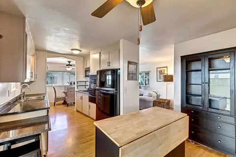 218 Mockingbird Ln, Oceanside, CA 92057 photo 4