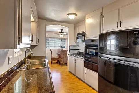 218 Mockingbird Ln, Oceanside, CA 92057 photo 7