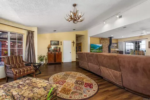 Living - 671 Philton, Ramona, CA 92065 photo 5 of 7