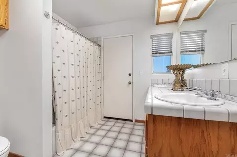 Bath - 671 Philton, Ramona, CA 92065 photo 2 of 6