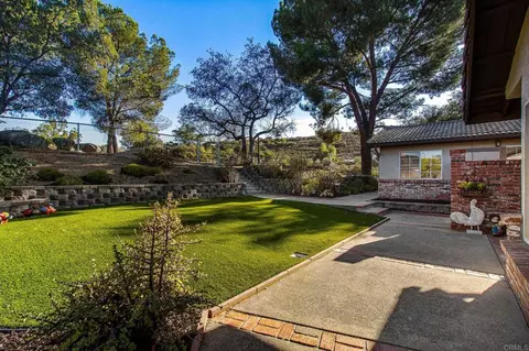 Exterior - 671 Philton, Ramona, CA 92065 photo 5 of 28