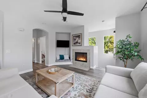 Living - 638 Sumner Way #1, Oceanside, CA 92058 photo 2 of 2