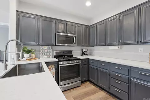 Kitchen - 638 Sumner Way #1, Oceanside, CA 92058 photo 1 of 3