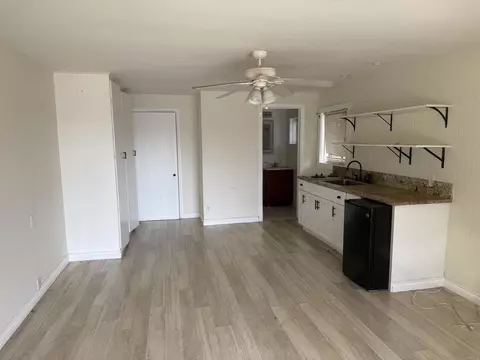 Living - 534 Ocean View Ave, Encinitas, CA 92024 photo 1 of 2