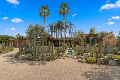 Exterior - 4110 Manchester Ave, Encinitas, CA 92024 photo 1 of 8