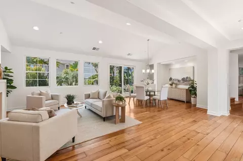 Living - 1904 Sheridan Rd, Encinitas, CA 92024 photo 3 of 5
