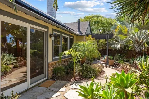 Exterior - 1904 Sheridan Rd, Encinitas, CA 92024 photo 12 of 16