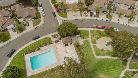 View/Area - 239 Eveningside, Escondido, CA 92026 photo 3 of 4