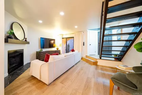 Living - 2136 Oceanside Blvd, Oceanside, CA 92054 photo 4 of 4