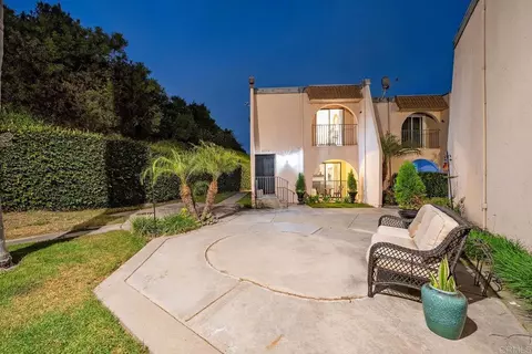 Exterior - 2136 Oceanside Blvd, Oceanside, CA 92054 photo 1 of 7