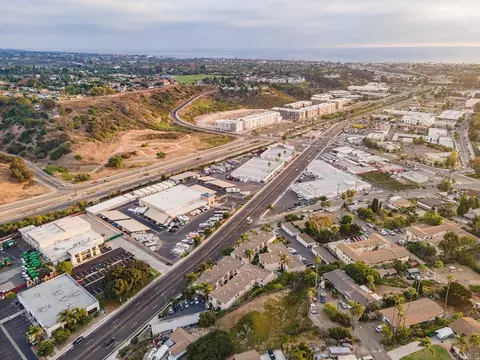 View/Area - 2136 Oceanside Blvd, Oceanside, CA 92054 photo 4 of 7