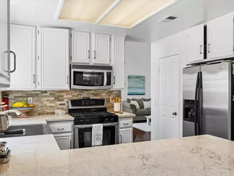 Kitchen - 4555 Avenida Manessa, Oceanside, CA 92057 photo 3 of 5