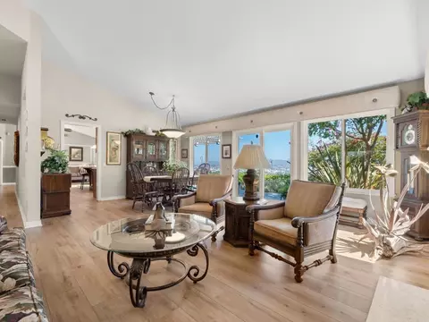 Living - 1482 Eagle Gln, Escondido, CA 92029 photo 2 of 2