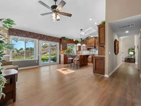 Entry Way - 1482 Eagle Gln, Escondido, CA 92029 photo 1 of 1