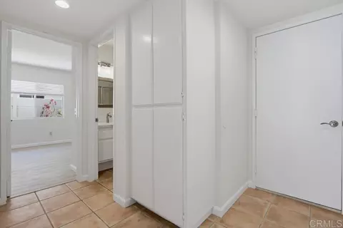 Entry Way - 3444 Meadow View Dr, Oceanside, CA 92058 photo 1 of 3