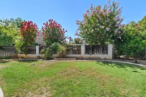 Exterior - 9209 Agave Pl, Riverside, CA 92503 photo 2 of 7