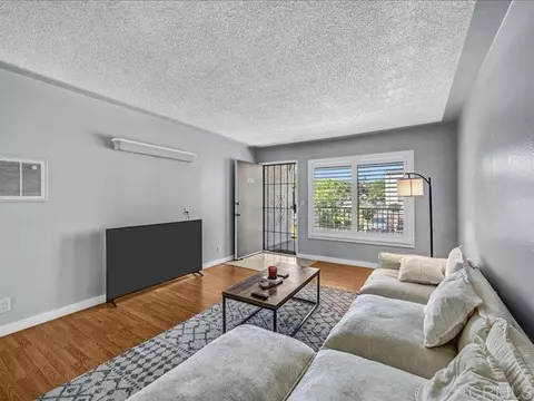 Living - 202 Candice Pl, Vista, CA 92083 photo 2 of 2