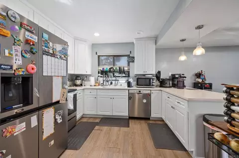 Kitchen - 221 Stage Coach Rd, Oceanside, CA 92057 photo 3 of 3