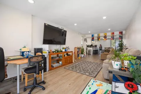 Living - 221 Stage Coach Rd, Oceanside, CA 92057 photo 2 of 2