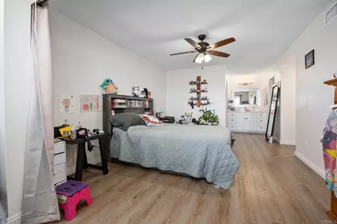 Bedroom - 221 Stage Coach Rd, Oceanside, CA 92057 photo 3 of 5
