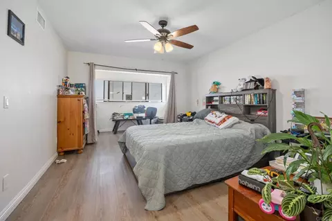 Bedroom - 221 Stage Coach Rd, Oceanside, CA 92057 photo 4 of 5