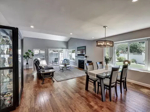 Dining - 4603 Zamora Way, Oceanside, CA 92056 photo 2 of 3