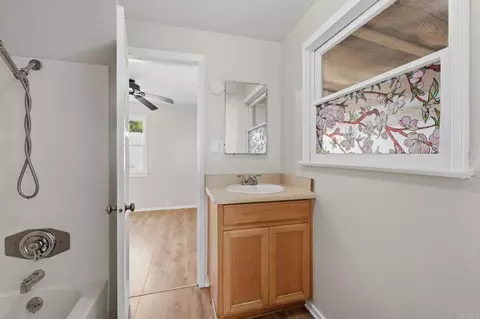 Bath - 641 N Main Ave, Fallbrook, CA 92028 photo 1 of 1
