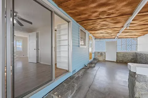 Entry Way - 641 N Main Ave, Fallbrook, CA 92028 photo 1 of 1