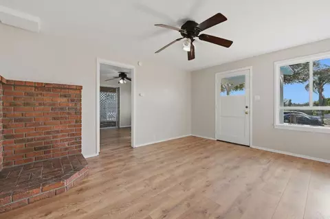 Living - 641 N Main Ave, Fallbrook, CA 92028 photo 4 of 4