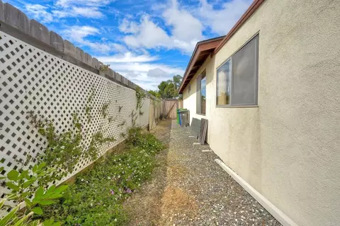Exterior - 3607 Frenzel Cir, Oceanside, CA 92056 photo 8 of 8