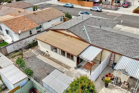 View/Area - 3607 Frenzel Cir, Oceanside, CA 92056 photo 6 of 12