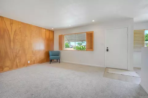 Living - 3607 Frenzel Cir, Oceanside, CA 92056 photo 1 of 4