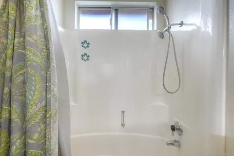 Bath - 3607 Frenzel Cir, Oceanside, CA 92056 photo 2 of 4