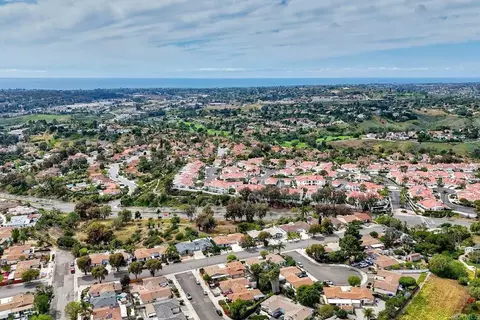 View/Area - 3607 Frenzel Cir, Oceanside, CA 92056 photo 3 of 12