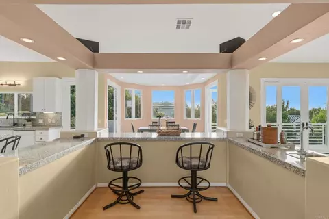 Kitchen - 398 Andrew Ave, Encinitas, CA 92024 photo 4 of 4
