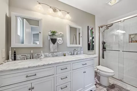 Bath - 1549 Spring Creek Ln, Oceanside, CA 92057 photo 1 of 2