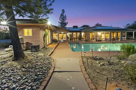 Exterior - 2967 Via Viejas, Alpine, CA 91901 photo 21 of 27