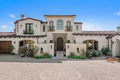 8033 Entrada De Luz, San Diego, CA 92127