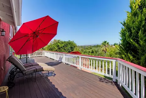 Exterior - 2202 Crest Hill Ln, Fallbrook, CA 92028 photo 7 of 26