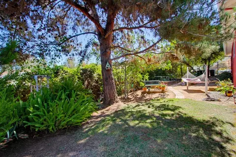 Exterior - 2202 Crest Hill Ln, Fallbrook, CA 92028 photo 18 of 26