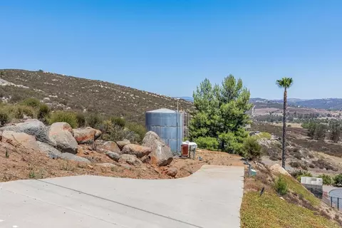 Exterior - 2255 Los Altos De Cerro, Ramona, CA 92065 photo 11 of 16