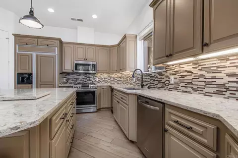 Kitchen - 2255 Los Altos De Cerro, Ramona, CA 92065 photo 6 of 8