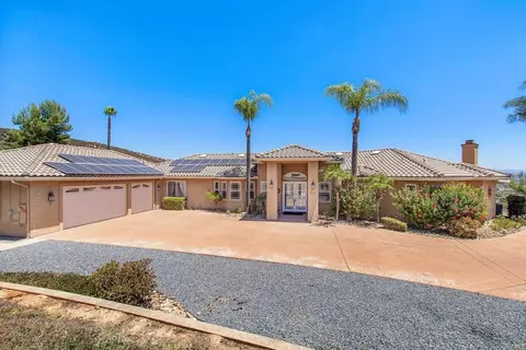 Exterior - 2255 Los Altos De Cerro, Ramona, CA 92065 photo 3 of 16