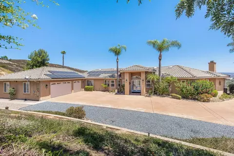 Exterior - 2255 Los Altos De Cerro, Ramona, CA 92065 photo 8 of 16