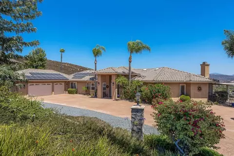 Exterior - 2255 Los Altos De Cerro, Ramona, CA 92065 photo 9 of 16