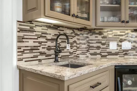 Kitchen - 2255 Los Altos De Cerro, Ramona, CA 92065 photo 8 of 8