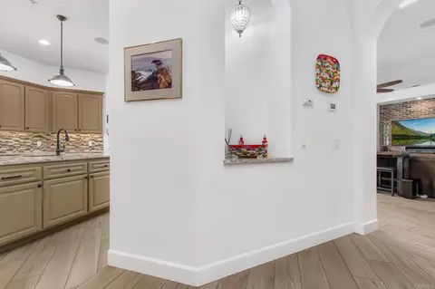 Entry Way - 2255 Los Altos De Cerro, Ramona, CA 92065 photo 5 of 11